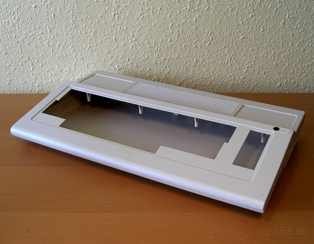 Commodore 64 Case Made in Australia_11.JPG